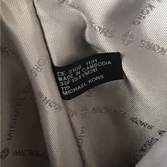 🌼Michael Kors Set - Picture 11 of 16